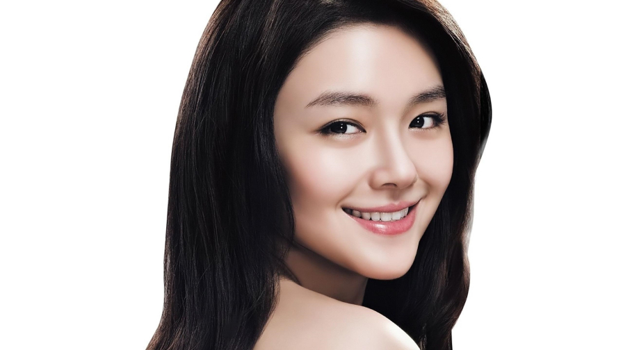 Asian Smiling Slim Long Haired Brunette Teen Girl Wallpaper #4313