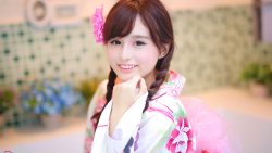 Asian Tiny Smiling Long-haired Brunette Teen Girl Wallpaper #5557