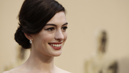 Beautiful Anne Hathaway American Actress Celebrity Wallpaper #079