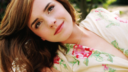 Beautiful Emma Watson English Actress Celebrity Wallpaper #159