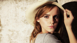 Beautiful Emma Watson English Actress Celebrity Wallpaper #387