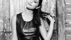 Beautiful Selena Gomez American Singer Actress Celebrity Girl Wallpaper #105