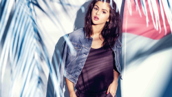 Beautiful Selena Gomez American Singer Actress Celebrity Girl Wallpaper #197