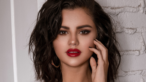 Beautiful Selena Gomez American Singer Actress Celebrity Girl Wallpaper #235