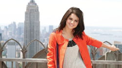 Beautiful Selena Gomez American Singer Actress Celebrity Girl Wallpaper #316