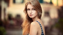 Blue-eyed Long-haired Leah Cuvillier Blonde Model Teen Girl Wallpaper #004