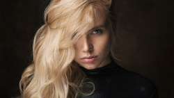 Blue-eyed Long-haired Maria Popova Bulgarian Blonde Model Girl Wallpaper #002