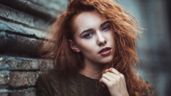 Blue-eyed Long-haired Yuliya Zdanchuk French Red Hair Model Girl Wallpaper #001