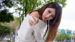 Long-haired Smiling Zhang Qi Jun Taiwanese Asian Model Teen Girl Wallpaper #015