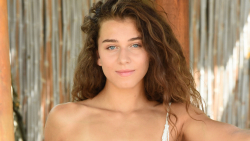 Nude Smiling Tanned Blue-eyed Long-haired Kailyn Brunette Teen Girl Wallpaper #015