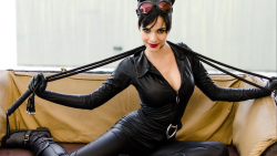 Sexy Smiling Slim Brunette Catwoman Cosplay Girl Wallpaper #5185