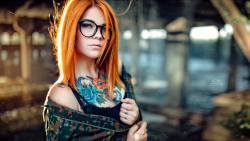 Sexy Tattooed Blue-eyed Long-haired Red Hair Teen Girl Wallpaper #7722