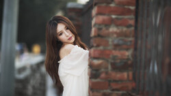 Slim Long-haired Zhang Qi Jun Taiwanese Brunette Asian Model Teen Girl Wallpaper #037