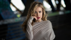 Vlada Russian Blue-eyed Long-haired Blonde Model Girl Wallpaper #001