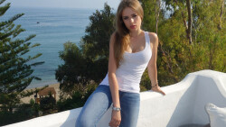 Xenia Tchoumitcheva Russian-Swiss Model Actress and Blogger Celebrity Girl Wallpaper #007
